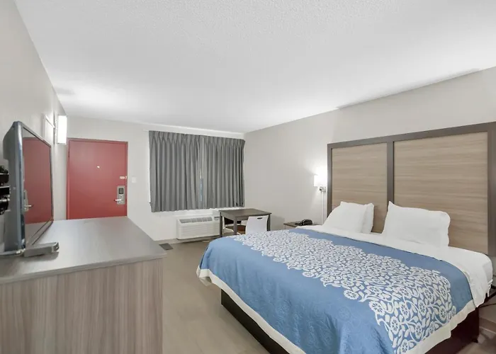 Hotel Chicago Area 2*