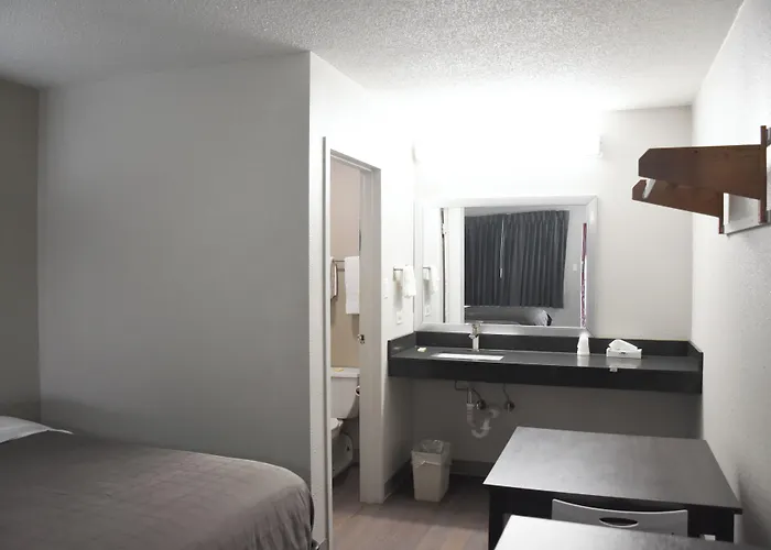 Hotel Chicago Area